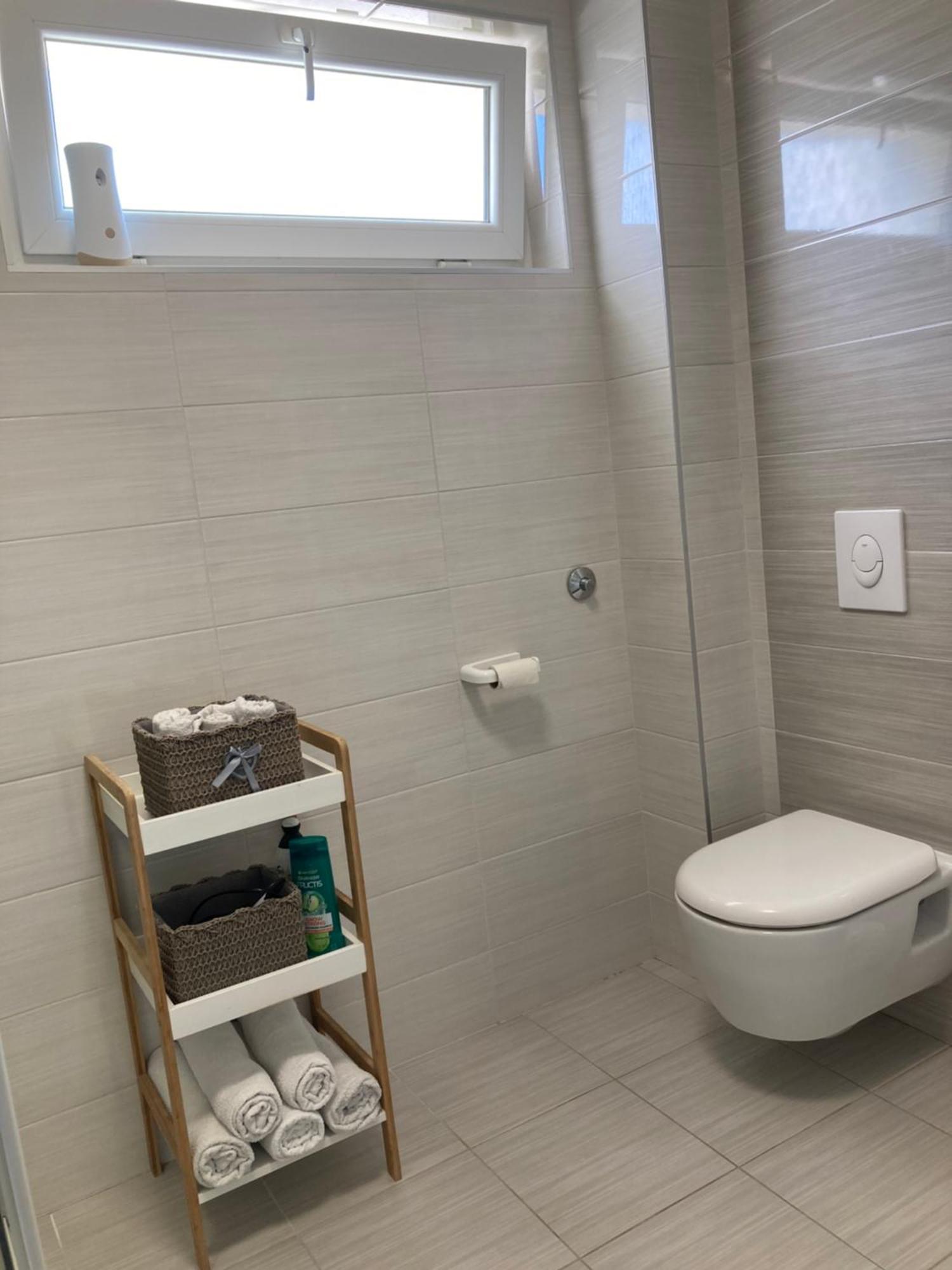 Apartman Sonas With Free Private Parking Карловац Экстерьер фото