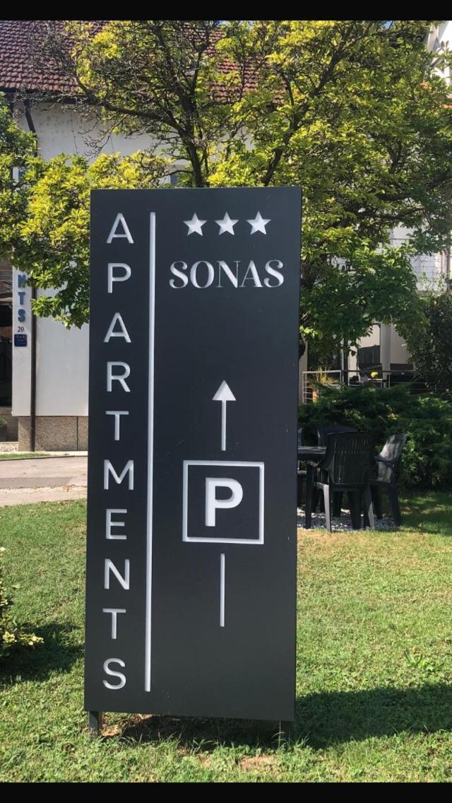 Apartman Sonas With Free Private Parking Карловац Экстерьер фото